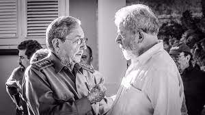 Ex-presidente Lula durante encontro com Raul Castro, em Cuba - Fotos  Publicas